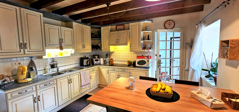 French property for sale in Gourgé, Deux-Sèvres - €298,000 - photo 2