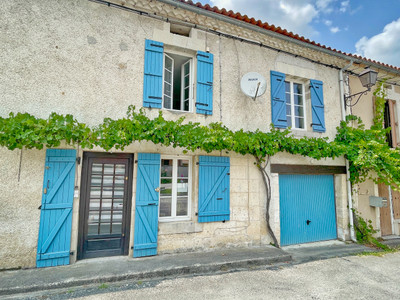 Maison à vendre à Bourg-du-Bost, Dordogne, Aquitaine, avec Leggett Immobilier