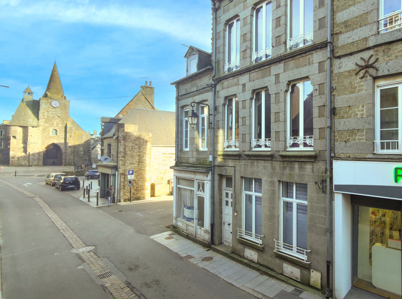Maison à vendre à Tinchebray-Bocage, Orne - 105 000 € - photo 1