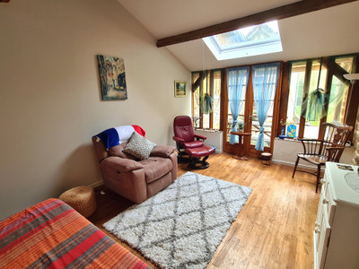 French property for sale in Saint-Cyr-du-Bailleul, Manche - €150,000 - photo 3