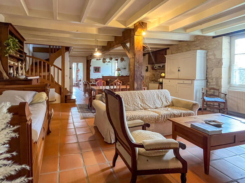 French property for sale in Mansle, Charente - €240,750 - photo 6