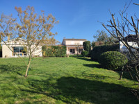 Maison à vendre à Les Mathes, Charente-Maritime - 749.500 € - photo 2