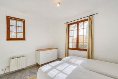 French property for sale in Saint-Saturnin-lès-Apt, Vaucluse - €250,000 - photo 6