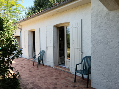 French property for sale in Lisle, Dordogne - €299,600 - photo 1