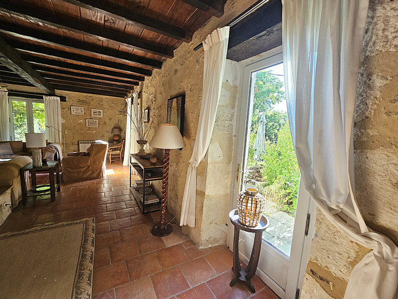 French property for sale in Rayet, Lot-et-Garonne - €369,000 - photo 4