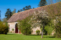 Maison à vendre à Joué-du-Plain, Orne - 640.000 € - photo 8