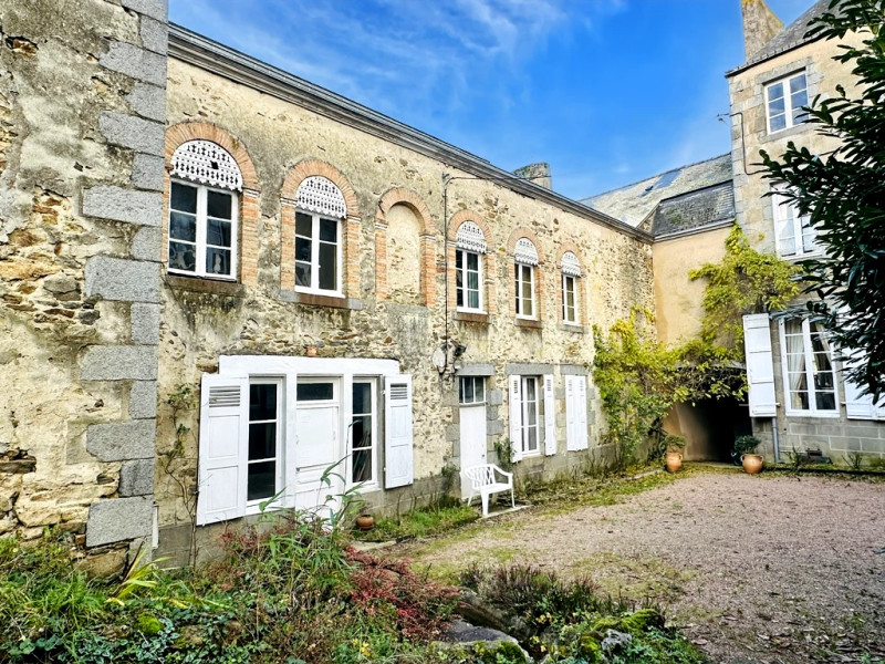 French property for sale in Mayenne, Mayenne - €675,000 - photo 6