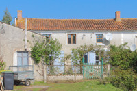 houses and homes for sale inDouxDeux-Sèvres Poitou_Charentes