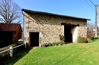 Propriété à vendre à Écuras, Charente - 195 000 € - photo n°10