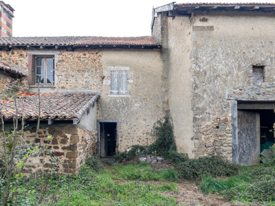 French property for sale in Pressignac, Charente - €77,000 - photo 9