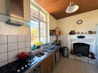 Propriété à vendre à Chalais, Charente - 267 500 € - photo n°6