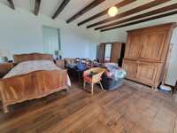 Maison à vendre à Benest, Charente - 130.000 € - photo 8