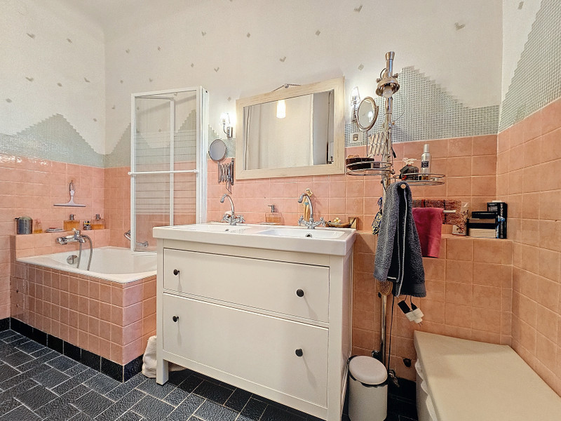 French property for sale in Avignon, Vaucluse - €250,000 - photo 7
