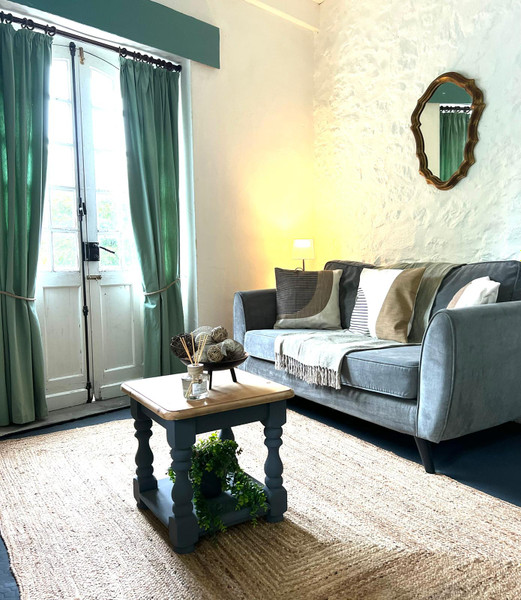 French property for sale in Brossac, Charente - €365,000 - photo 2