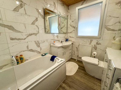 French property for sale in Largeasse, Deux-Sèvres - €173,760 - photo 14