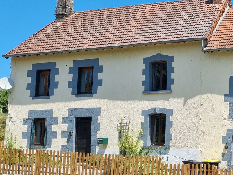 Maison à vendre à Janaillat, Creuse - 224.700 € - photo 1