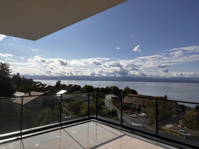 Appartement à vendre à Évian-les-Bains, Haute-Savoie, Rhône-Alpes, avec Leggett Immobilier