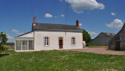 Maison à vendre à Noyant-Villages, Maine-et-Loire, Pays de la Loire, avec Leggett Immobilier