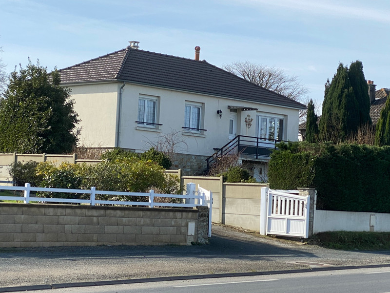 French property for sale in Saint-Symphorien-le-Valois, Manche - &#8364;167,400 - photo 2