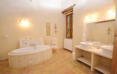 Beautifully restored stone Maison de Maître with land and swimming pool, close to Anduze