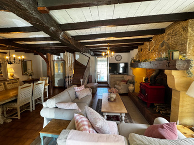 French property for sale in Faux, Dordogne - €349,800 - photo 4