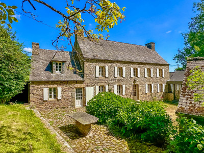 French property for sale in Ploumilliau, Côtes-d'Armor - €575,850 - photo 