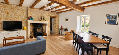 French property for sale in Saint-Martin-Lars-en-Sainte-Hermine, Vendée - €349,900 - photo 2