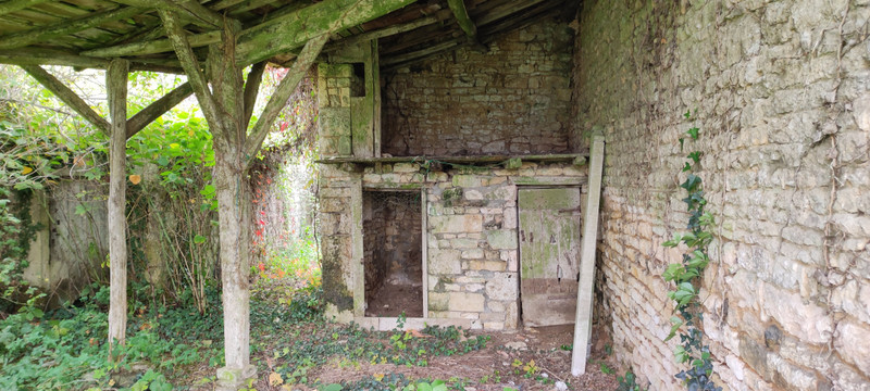 French property for sale in Melleran, Deux-Sèvres - €166,320 - photo 3