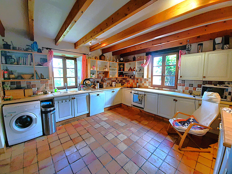 French property for sale in Vendoire, Dordogne - €162,000 - photo 3