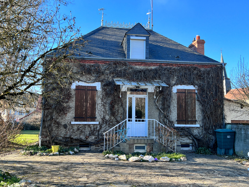 Maison à Genouillac, Creuse - photo 1