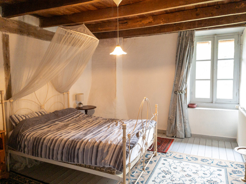 French property for sale in Pressignac, Charente - €278,000 - photo 4