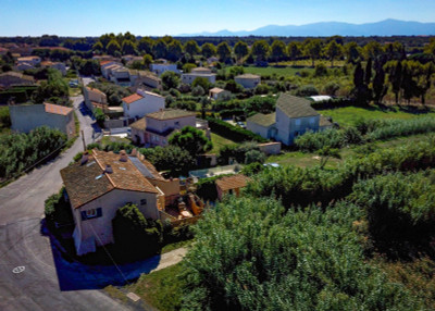 French property for sale in Villelongue-de-la-Salanque, Pyrénées-Orientales - €450,000 - photo 1