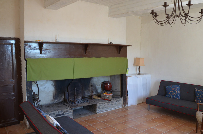 French property for sale in Clermont-Pouyguillès, Gers - &#8364;150,000 - photo 7