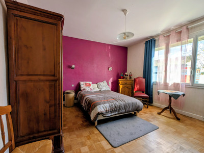 French property for sale in Ruffec, Charente - €181,000 - photo 5