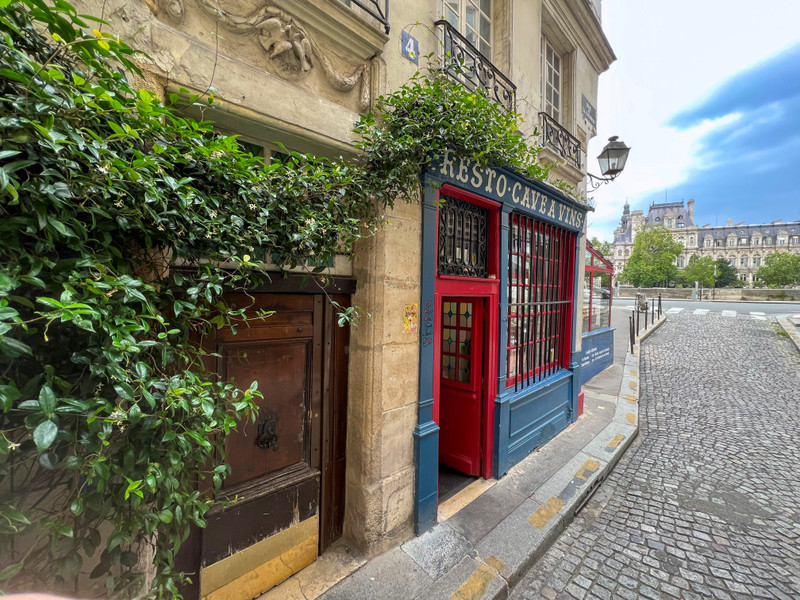 apartment for sale in Paris-Ile-de-France