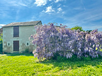 Maison à vendre à Saint-Genest-d'Ambière, Vienne - 399.000 € - photo 3