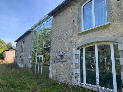 Maison à vendre à Saint-Vallier, Charente, Poitou-Charentes, avec Leggett Immobilier