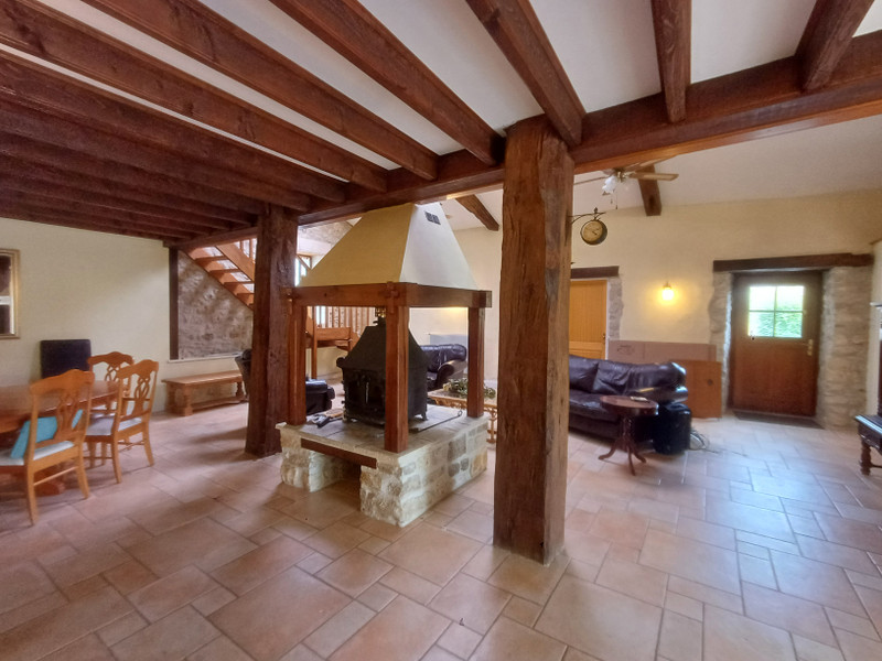 French property for sale in Fontenille, Charente - €214,000 - photo 4
