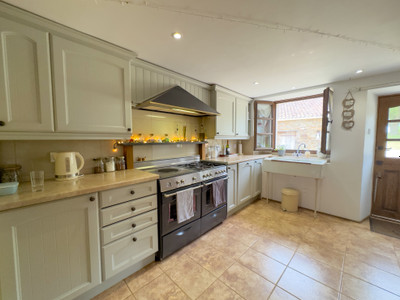 French property for sale in La Chapelle-aux-Lys, Vendée - €270,000 - photo 3