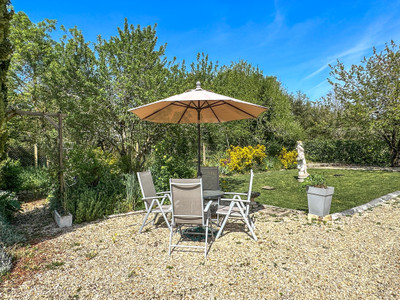 French property for sale in Bresdon, Charente-Maritime - €299,950 - photo 6