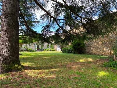 French property for sale in Blasimon, Gironde - €263,900 - photo 4