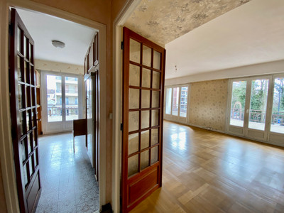 Appartement à vendre à Fontenay-sous-Bois, Val-de-Marne, Île-de-France, avec Leggett Immobilier