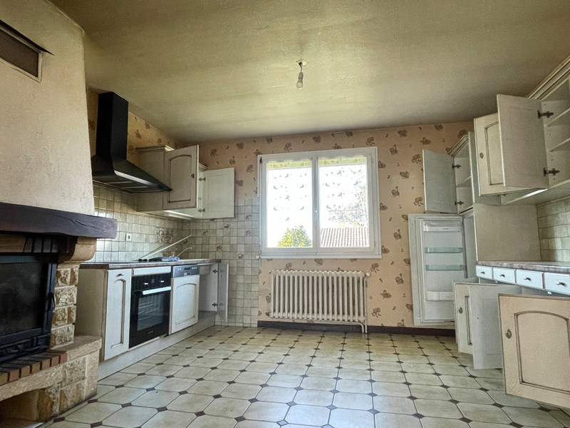 French property for sale in Val d'Issoire, Haute-Vienne - €125,000 - photo 3