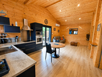 French property for sale in Le Teich, Gironde - €586,320 - photo 5