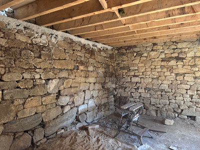 French property for sale in Rostrenen, Côtes-d'Armor - €50,000 - photo 3