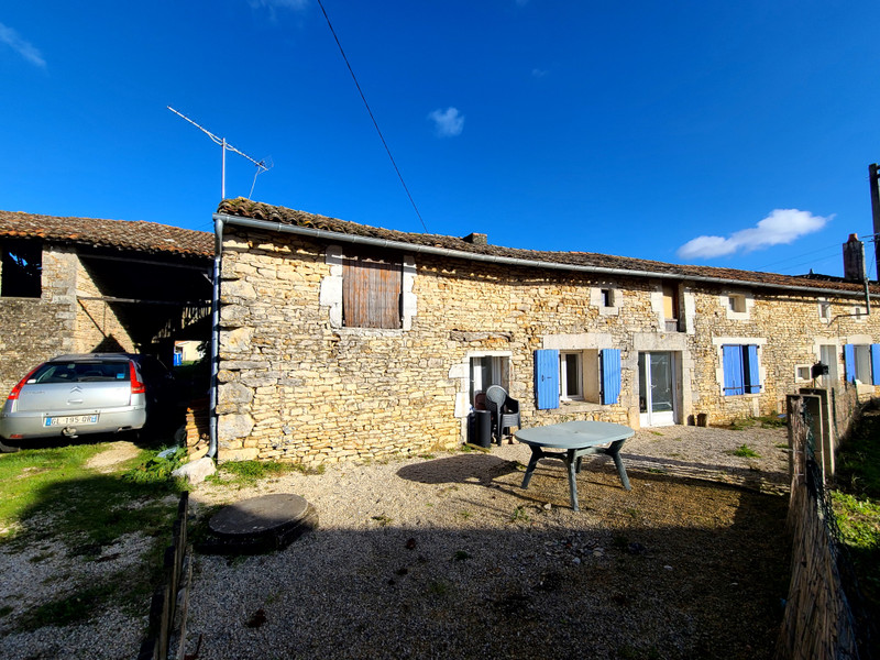 French property for sale in Voulême, Vienne - €116,000 - photo 2