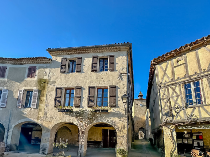 Maison à vendre à Fourcès, Gers - 195.000 € - photo 1