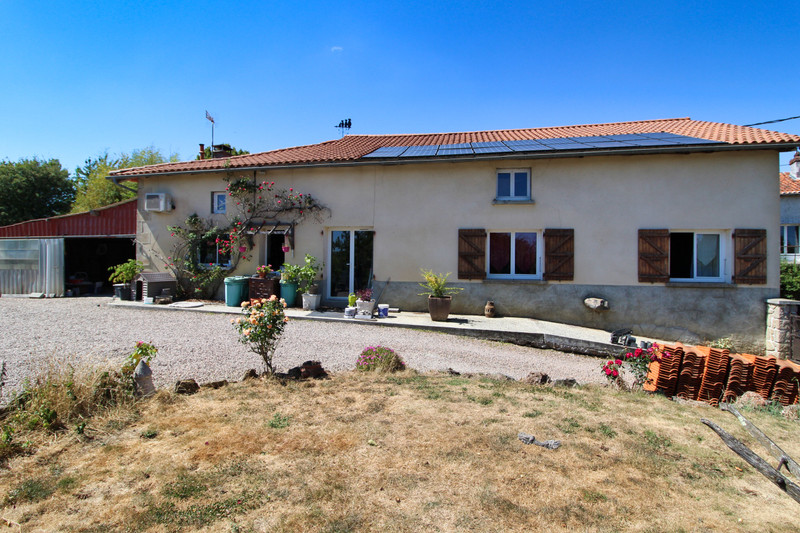 French property for sale in Saulgond, Charente - €339,200 - photo 0