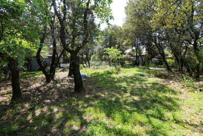 Terrain à vendre à Saint-Siffret, Gard, Languedoc-Roussillon, avec Leggett Immobilier