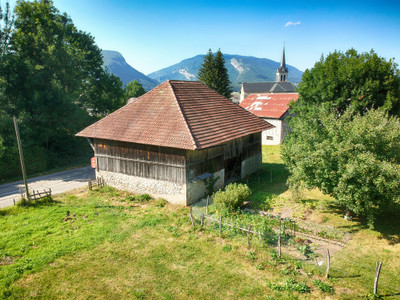 Grange à vendre à Lescheraines, Savoie, Rhône-Alpes, avec Leggett Immobilier